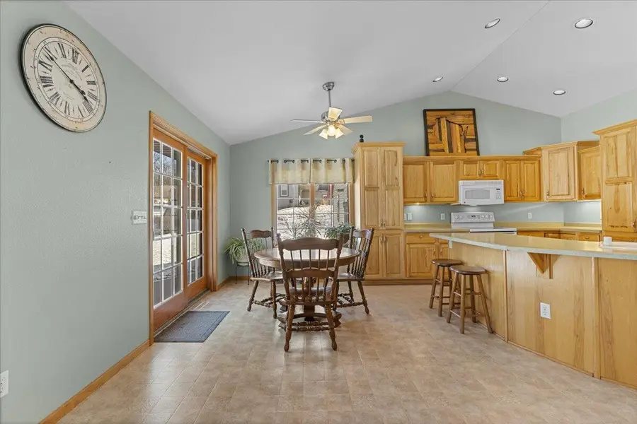 612 Bobolink Ln, Cascade, WI 53011 - #3