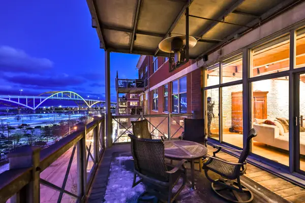 541 E Erie St, Milwaukee, WI 53202