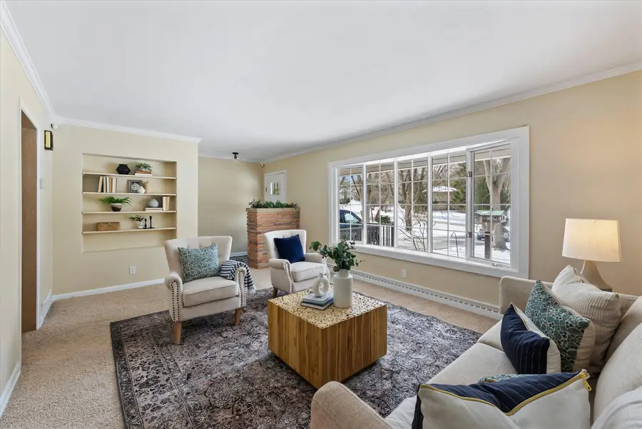 11728 N Silver Ave, Mequon, WI 53097 - #2