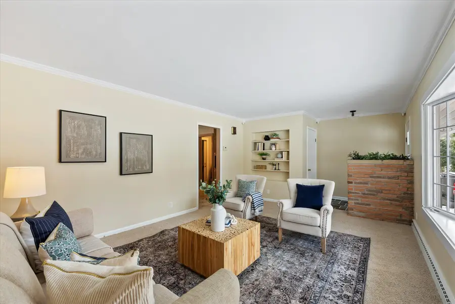 11728 N Silver Ave, Mequon, WI 53097 - #3