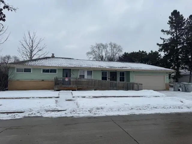6220 N 89th St, Milwaukee, WI 53225 - #1