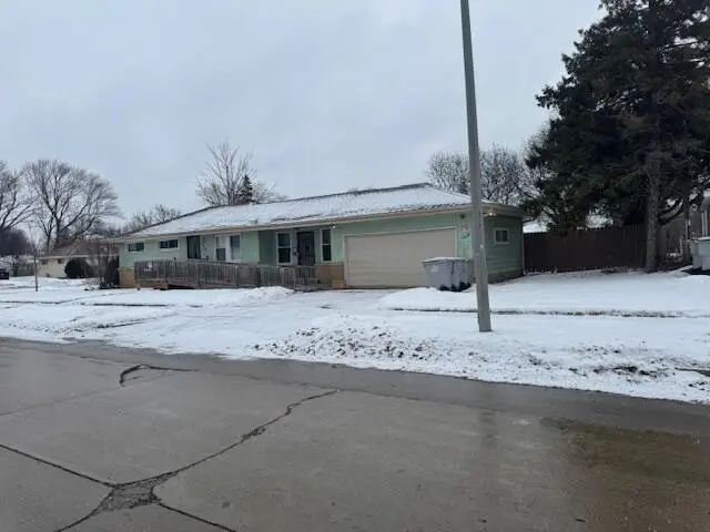 6220 N 89th St, Milwaukee, WI 53225 - #3