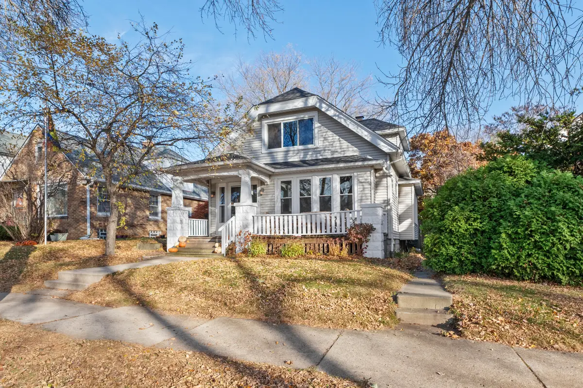 3150 S Lenox St, Milwaukee, WI 53207 - #1