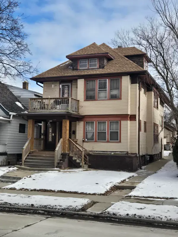 1722 S Layton Blvd, Milwaukee, WI 53215