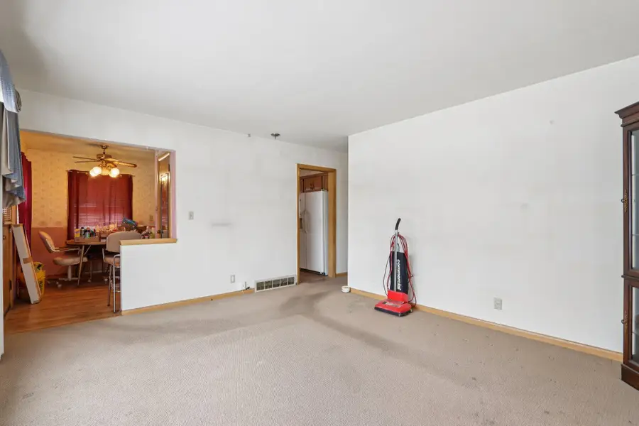 3955 N 79th St, Milwaukee, WI 53222 - #3