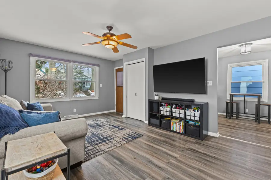 2917 S Wentworth Ave, Milwaukee, WI 53207 - #3