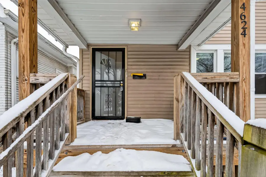 4624 N 29th St, Milwaukee, WI 53209 - #2