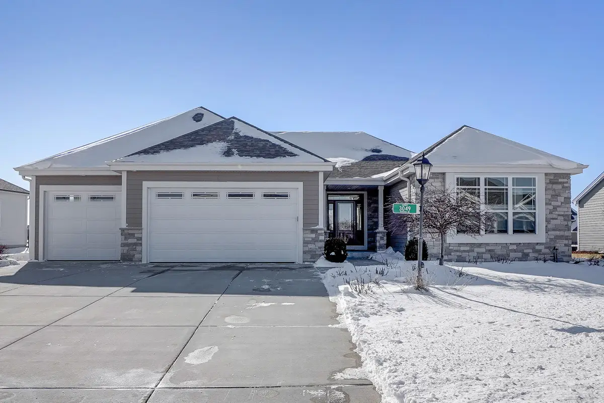 3049 Mendota Dr, Summit, WI 53066 - #1