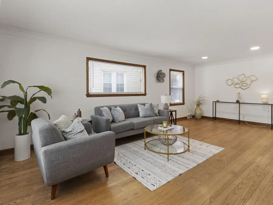 3893 N 40th St, Milwaukee, WI 53216 - #2