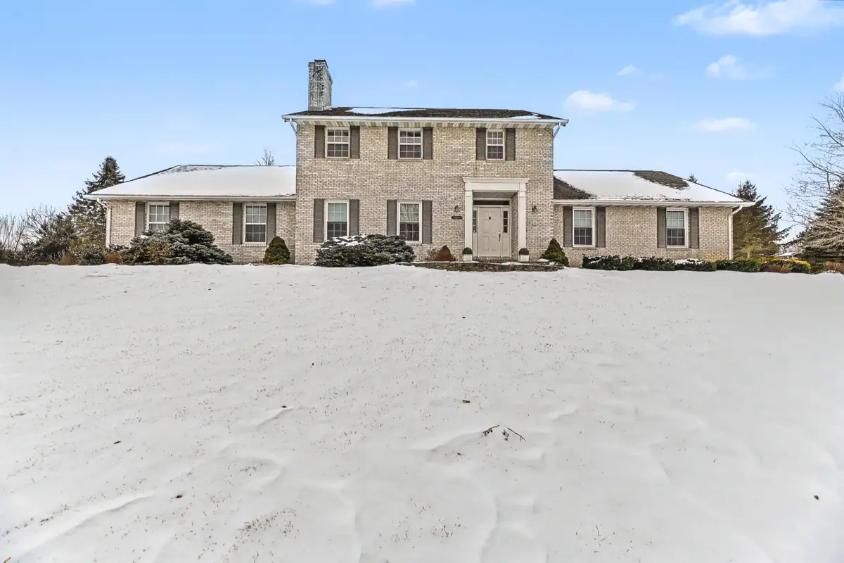 22501 88th St, Salem Lakes, WI 53168 - #1