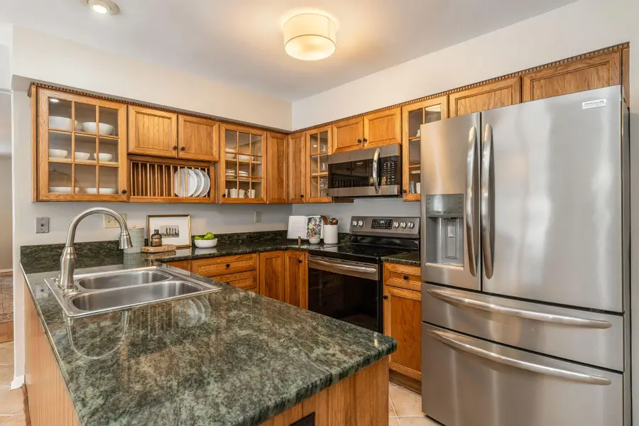 14625 Club Dr, Elm Grove, WI 53122 - #3