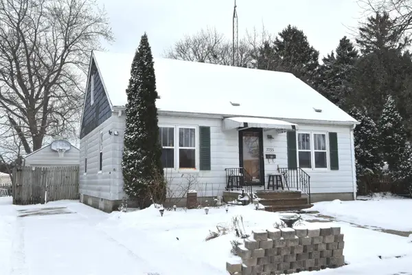 7733 34th Ave, Kenosha, WI 53142