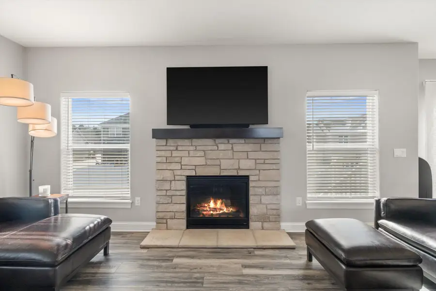 3951 Sienna Ct, Caledonia, WI 53126 - Image #3