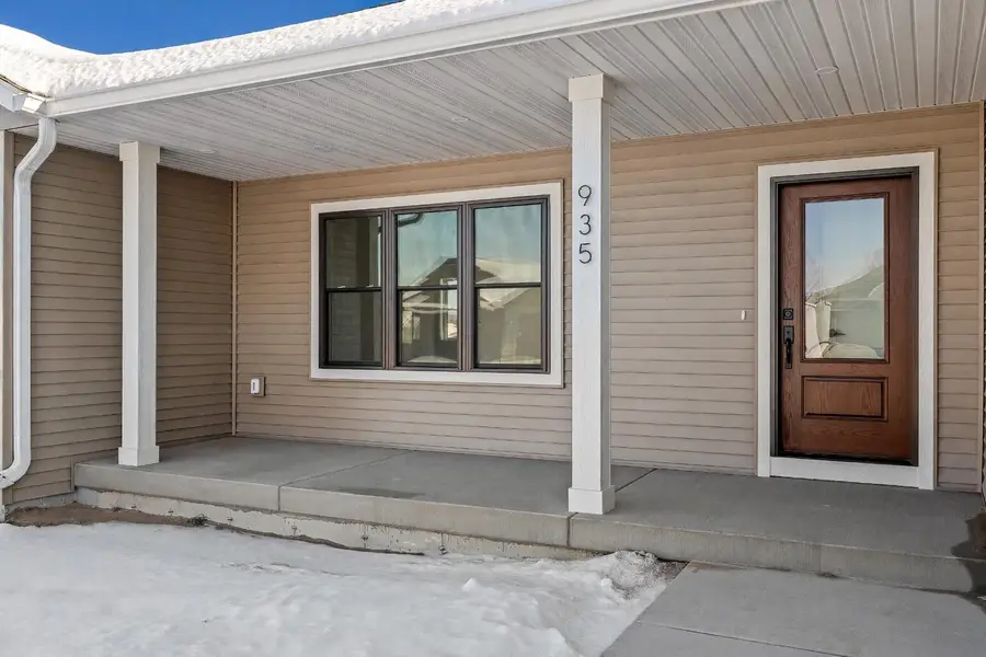 935 Crockett Dr, Holmen, WI 54636 - #3