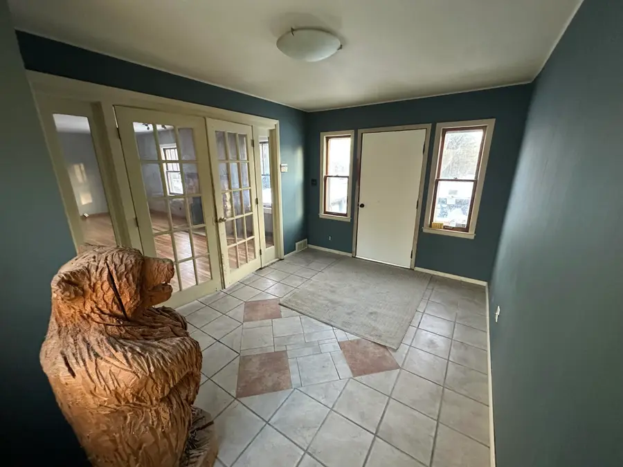 17624 W West View Ln, New Berlin, WI 53151 - #3