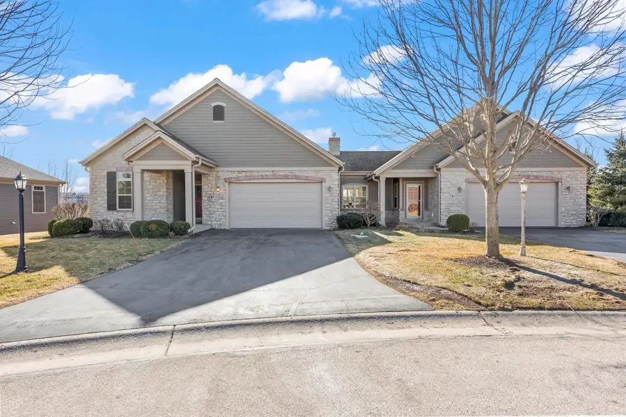 W178N11384 Island View Ct, Germantown, WI 53022 - #3