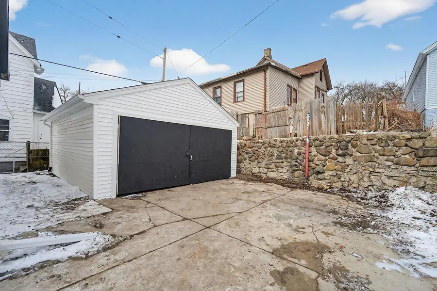 802 Prospect St, Racine, WI 53404 - Image #2