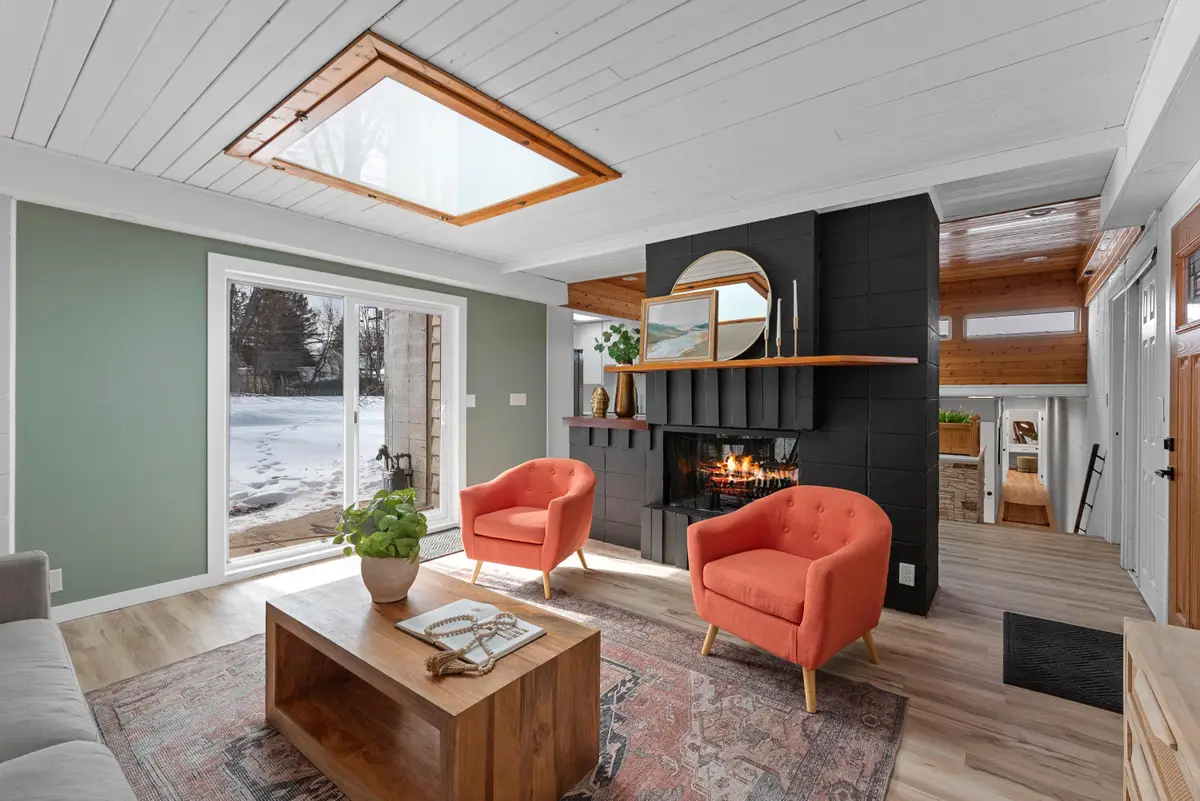 4015 W Kiley Ave, Milwaukee, WI 53209 - #1