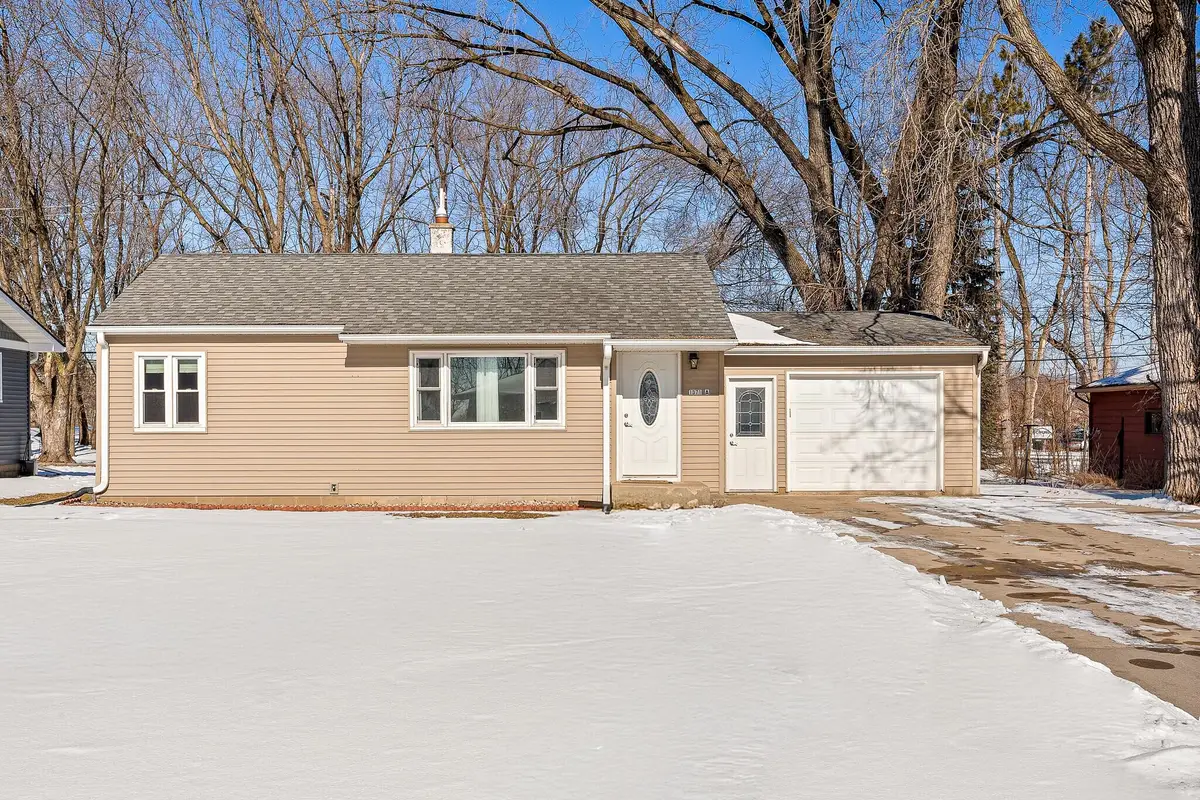 1371A County Road Ss, Onalaska, WI 54650 - Image #1