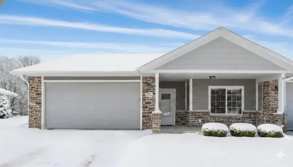 N13W6753 Cedarburg Trl, Cedarburg, WI 53012