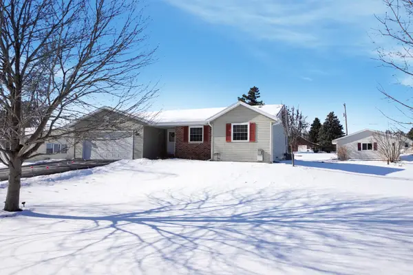 N3987 Vista Rd, Sullivan, WI 53178