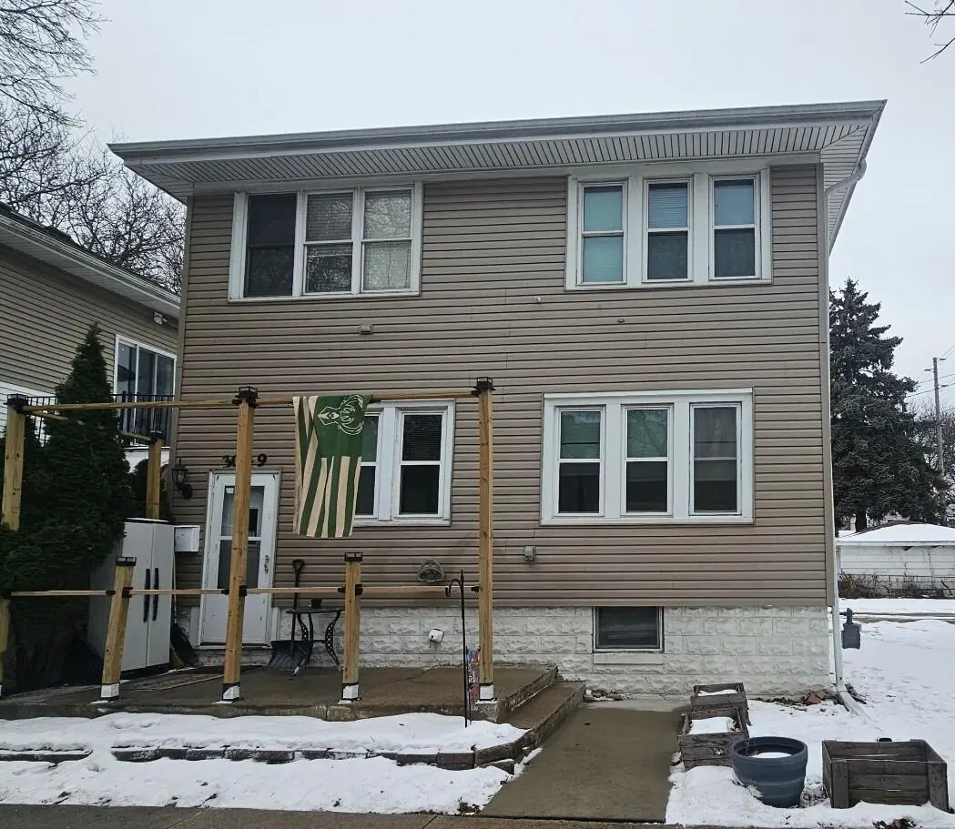 3049 S Hanson Ave, Milwaukee, WI 53207 - #1