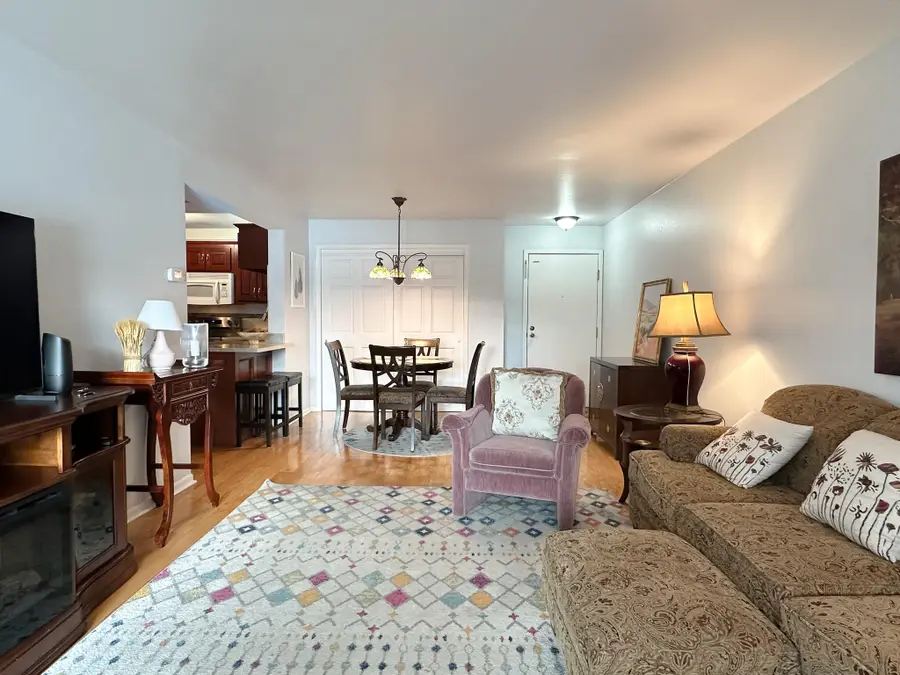 1618 S 115th Ct, West Allis, WI 53214 - #3