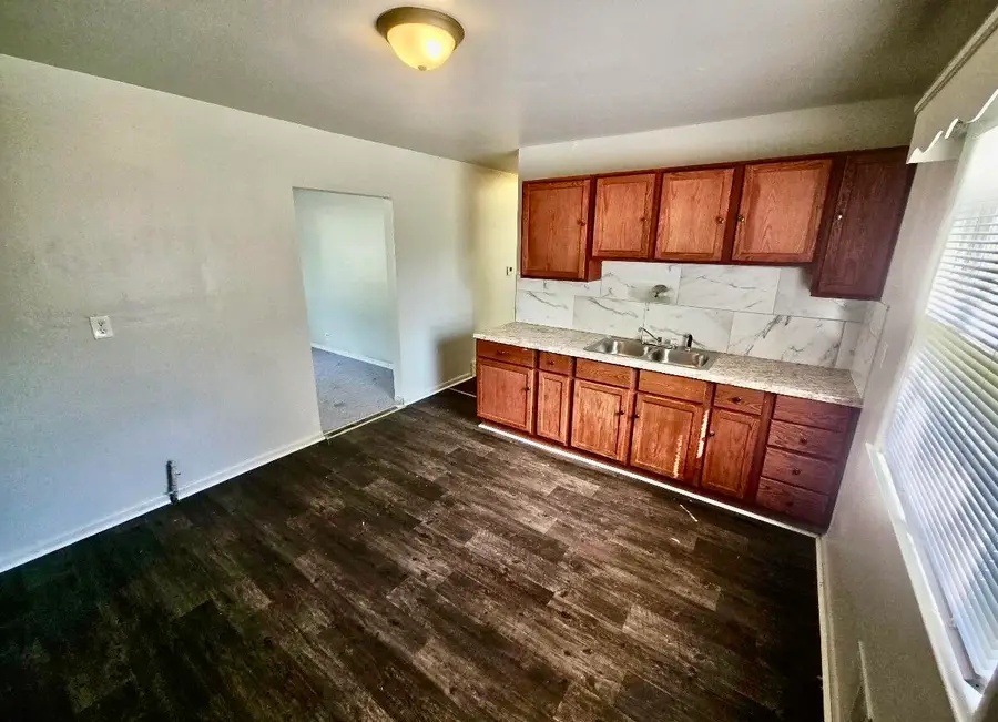 5280 N 65th St, Milwaukee, WI 53218 - Image #2