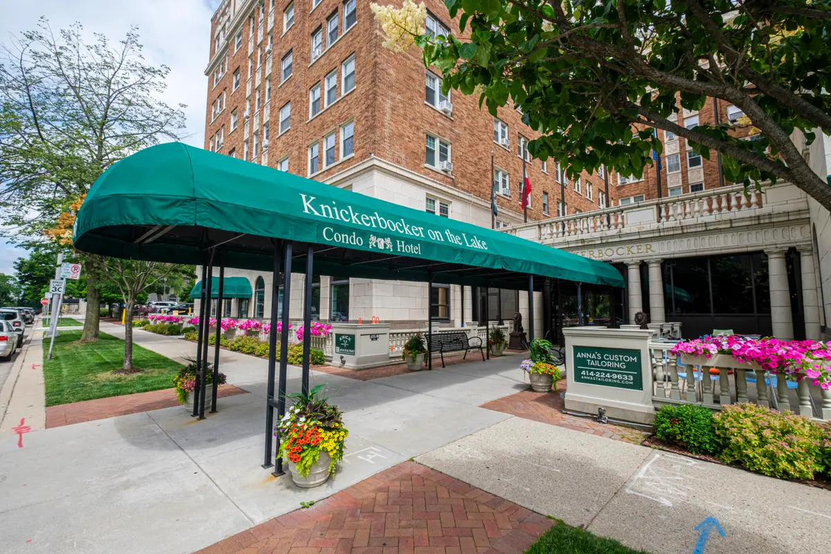 1028 E Juneau Ave, Milwaukee, WI 53202 - Image #1