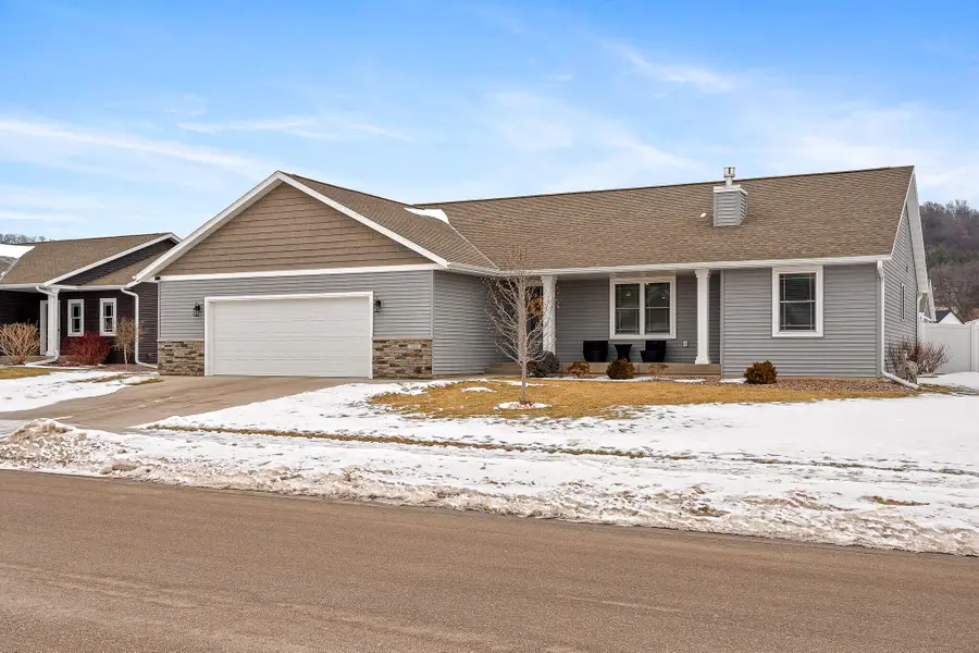 3141 Christenson Ln, Holmen, WI 54650 - #2