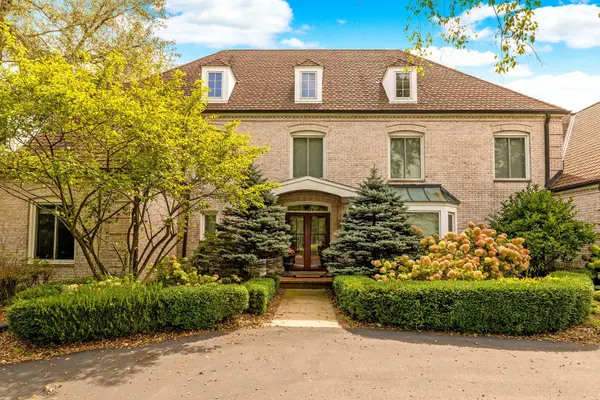 2485 W Fairy Chasm Rd, River Hills, WI 53217