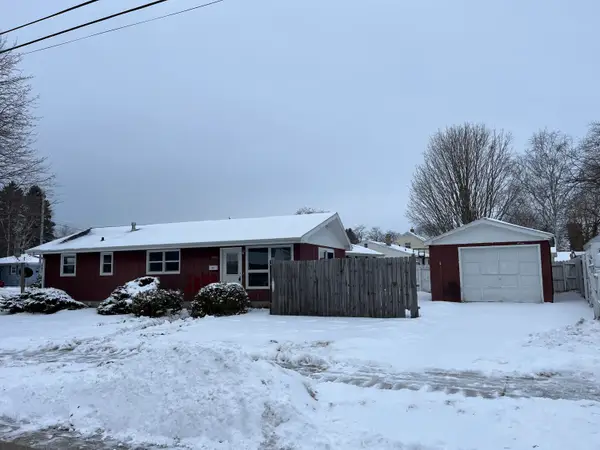 3504 Monroe St, Two Rivers, WI 54241