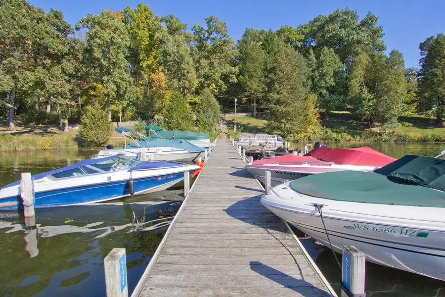 W5511 Cool Hill Dr, Lauderdale Lakes, WI 53121 - #3