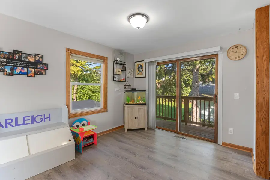 W165N10401 Wagon Trl, Germantown, WI 53022 - #2