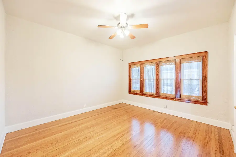 1032 S 4th St, Milwaukee, WI 53204 - #2