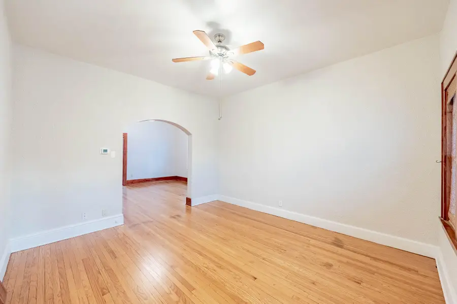 1032 S 4th St, Milwaukee, WI 53204 - #3