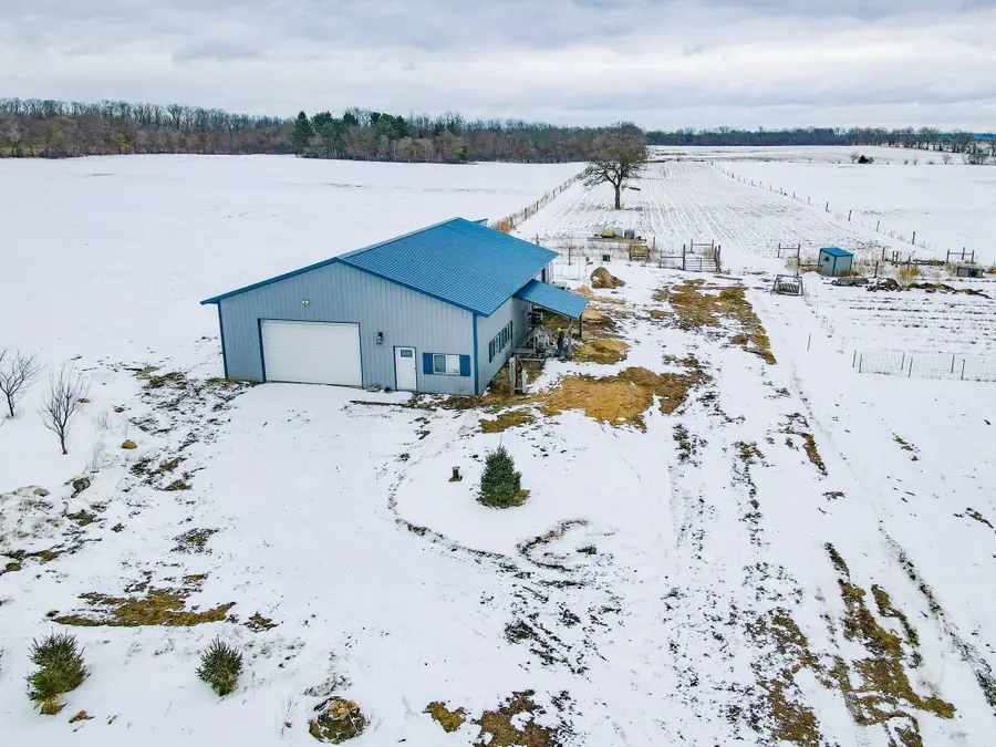 N2650 Hardscrabble Rd, Sullivan Town, WI 53156 - #3