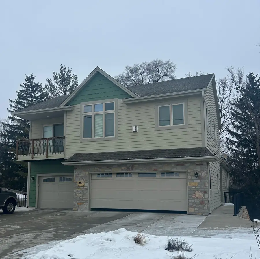 460/460A Cottonwood Ave, Hartland, WI 53029 - #2