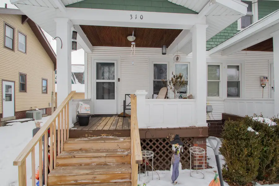 308 S 7th St, Watertown, WI 53094 - #3