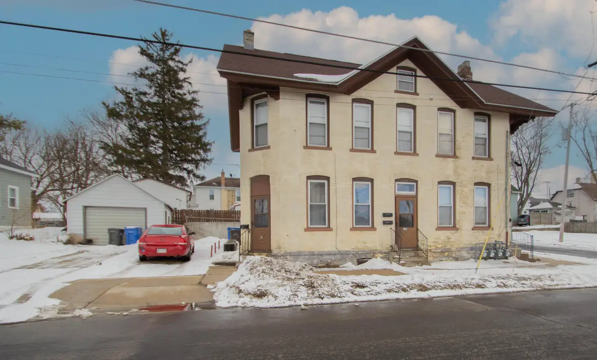 701 N Second St, Watertown, WI 53098 - #1