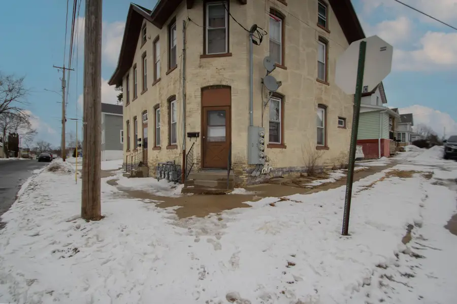 701 N Second St, Watertown, WI 53098 - #2