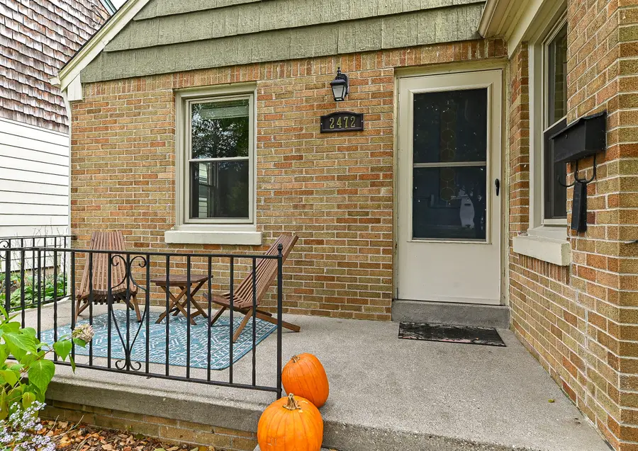 2472 N 73rd St, Wauwatosa, WI 53213 - #3