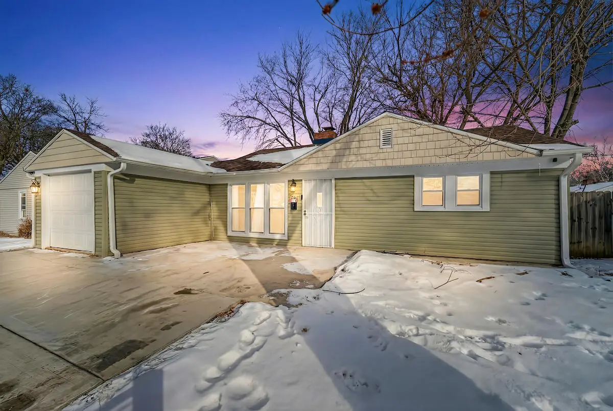 5720 W Thurston Ave, Milwaukee, WI 53218 - #1