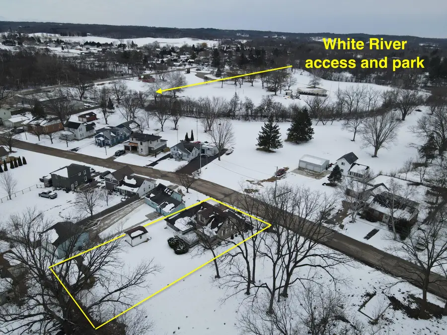 6104 Water St, Lyons, WI 53105 - #3