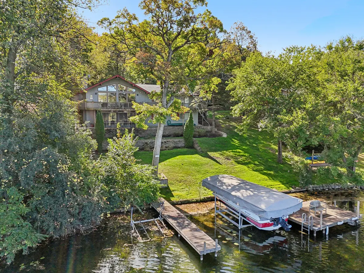 W5706 Bubbling Springs Dr, Lauderdale Lakes, WI 53121 - #1