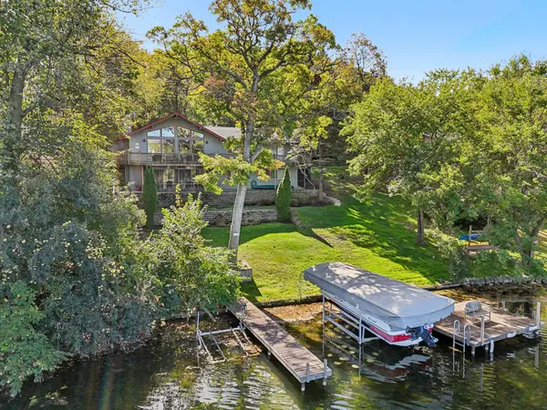 W5706 Bubbling Springs Dr, La Grange, WI 53121