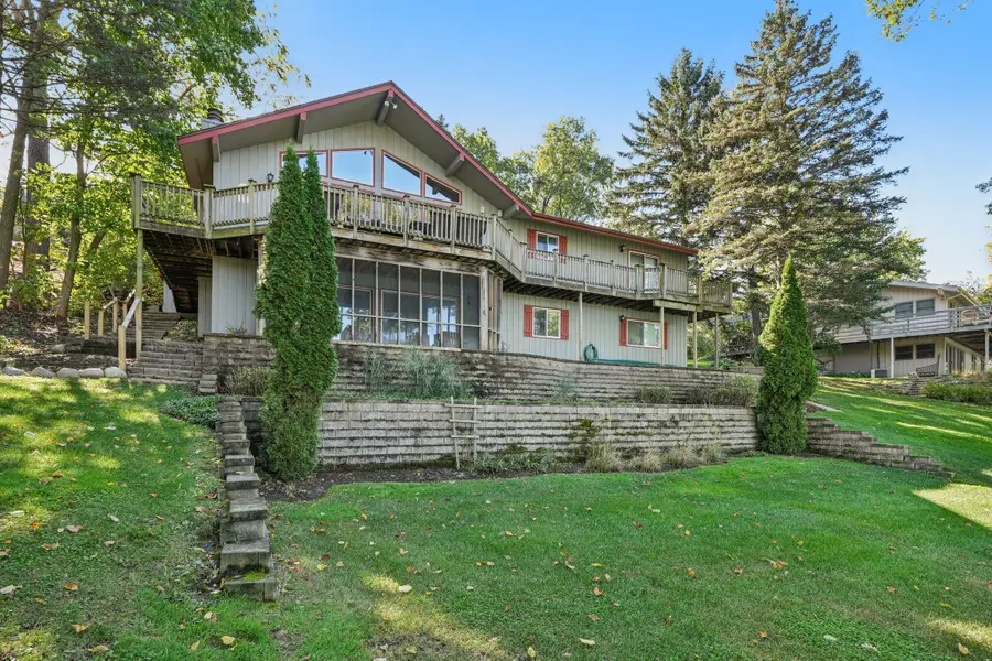 W5706 Bubbling Springs Dr, Lauderdale Lakes, WI 53121 - #2