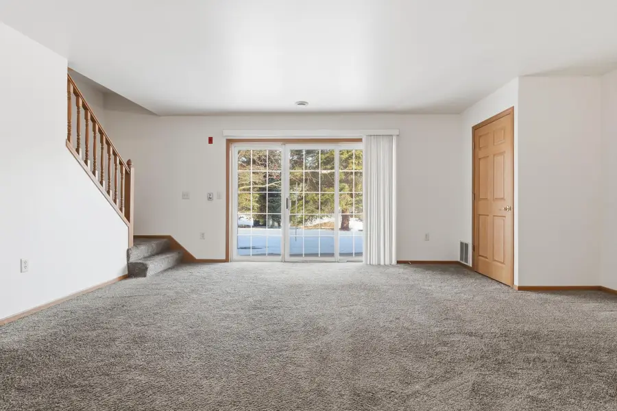 622 Shepherds Dr, West Bend, WI 53090 - Image #3