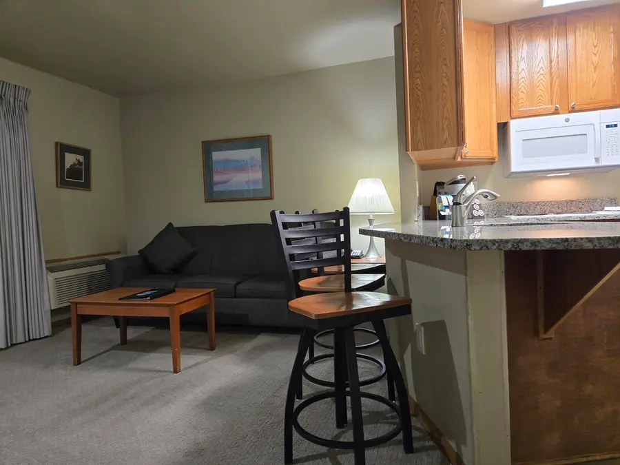 111 Center St, Lake Geneva, WI 53147 - #3