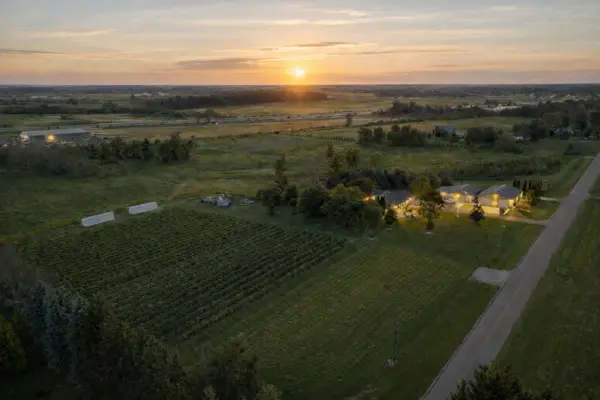 8520 Gass Lake Rd, Newton, WI 53063